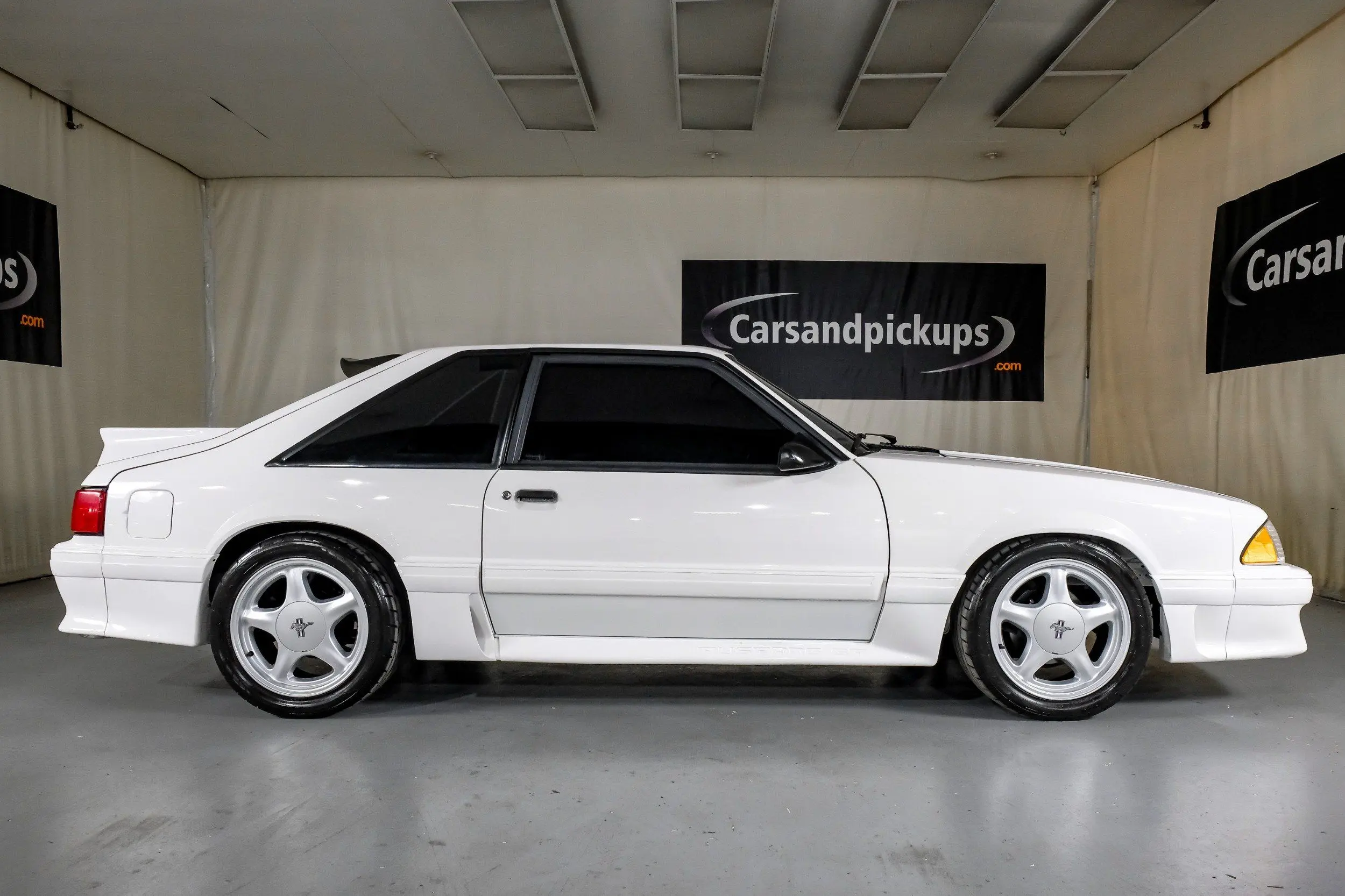 1993 Ford Mustang undefined photo 5