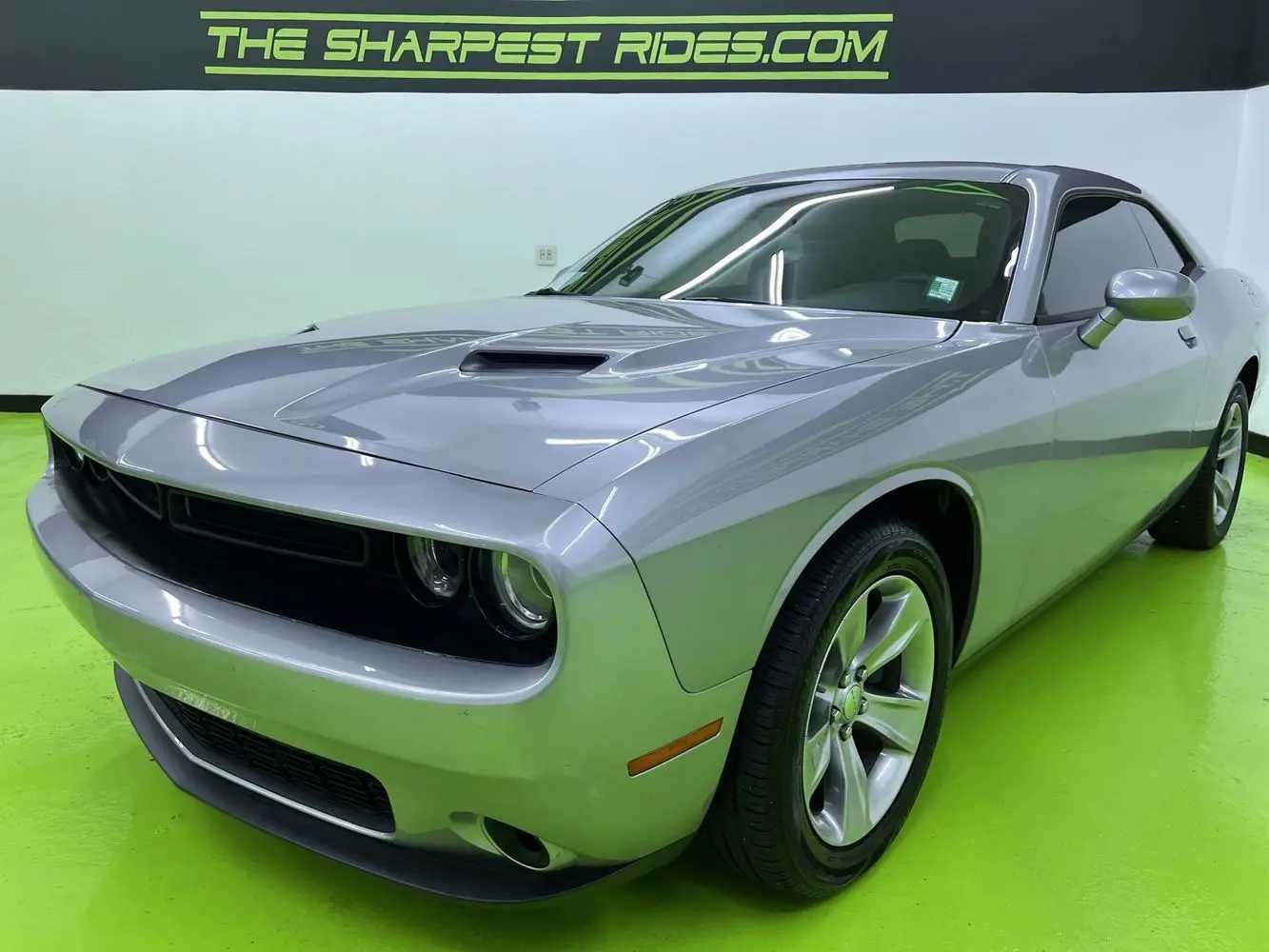 2018 Dodge Challenger SXT photo 5