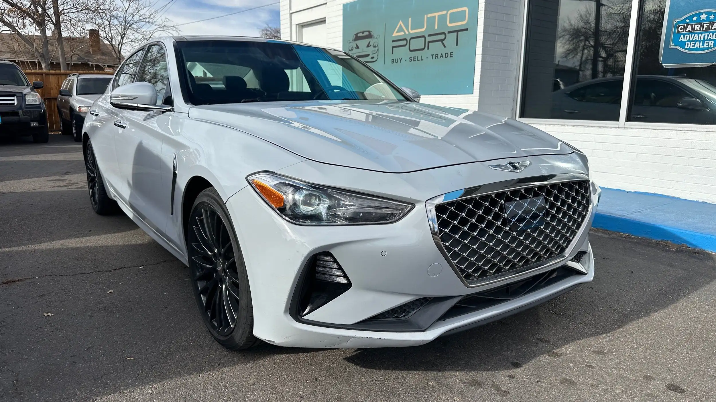 2020 Genesis G70 2.0T Standard's photo