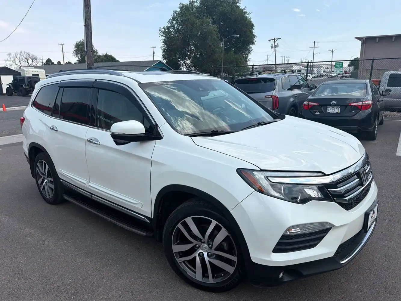 2016 Honda Pilot 4WD Touring's photo