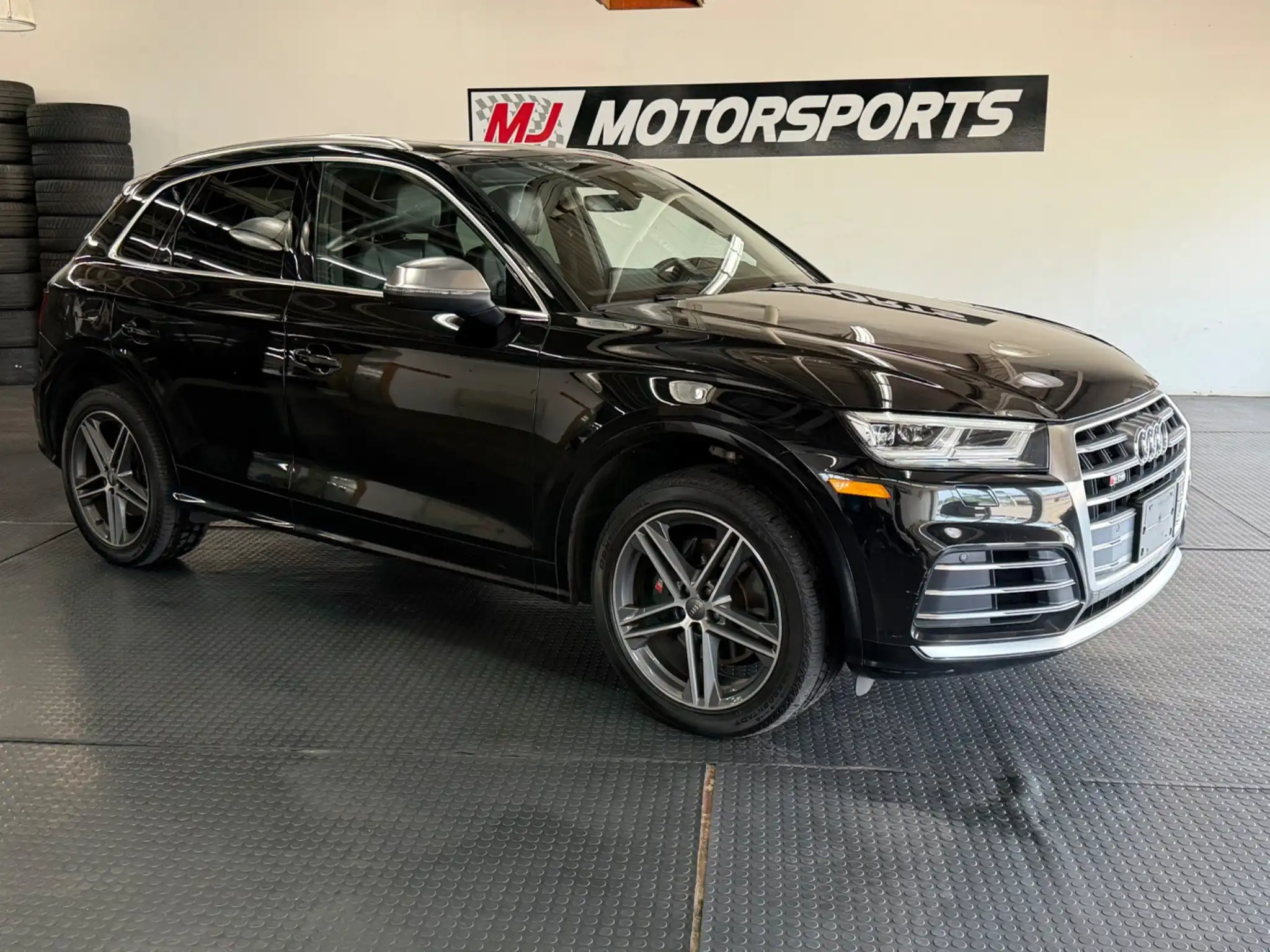2020 Audi SQ5 3.0 quattro Tiptronic Premium Plus's photo