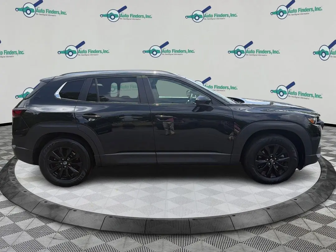 2025 Mazda CX-50 2.5 S Select photo 4