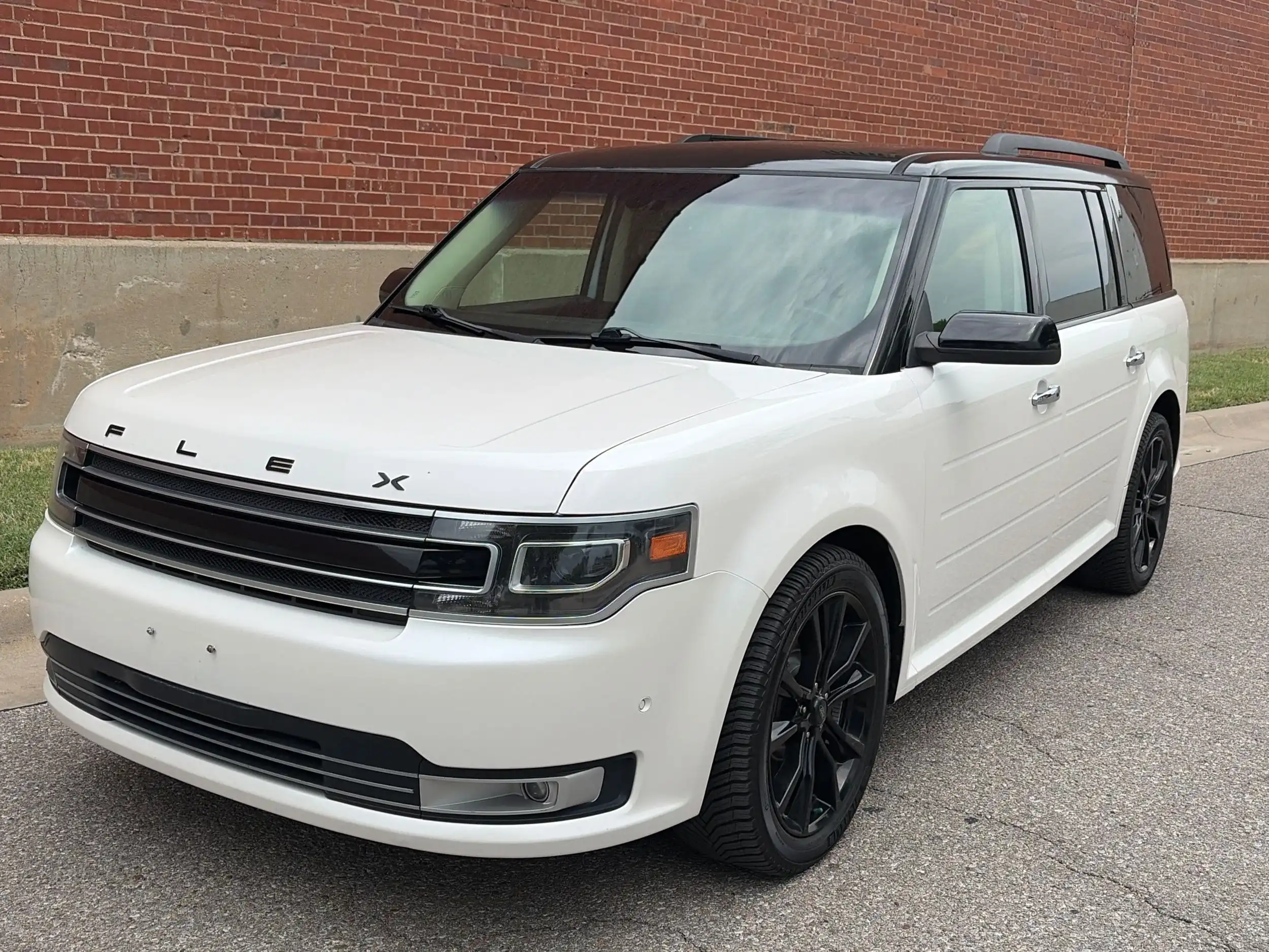 2018 Ford Flex Limited AWD's photo