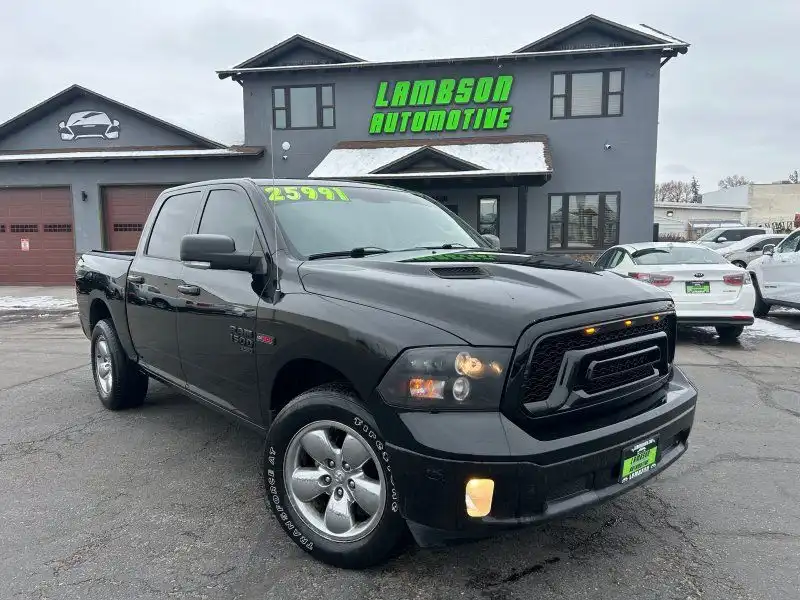2019 RAM 1500 Classic SLT Crew Cab 4x4 5'7" Box's photo