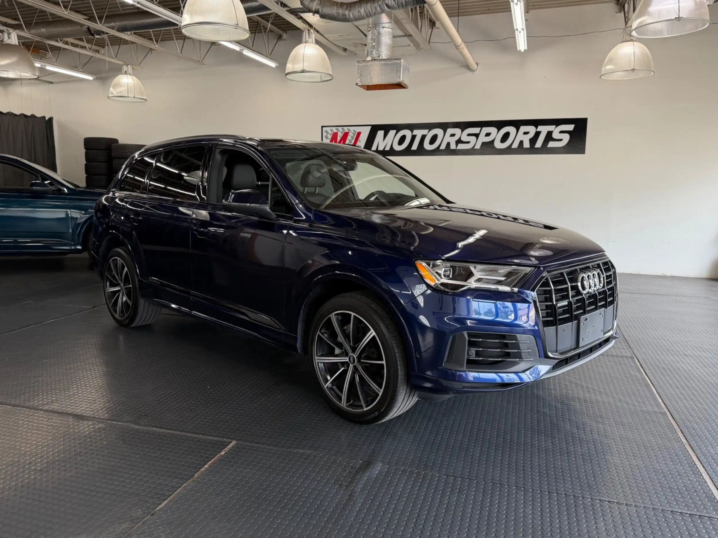 2021 Audi Q7 55 Premium Plus quattro Tiptronic's photo