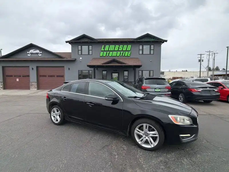 2014 Volvo S60 T5 FWD Auto's photo