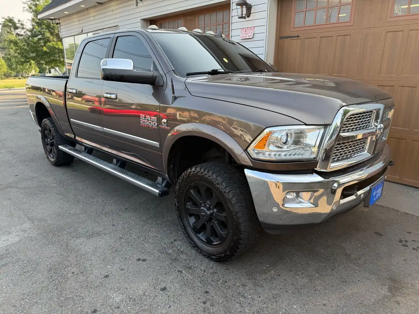 2018 RAM 2500 Laramie 4X4 Crew Cab SWB's photo
