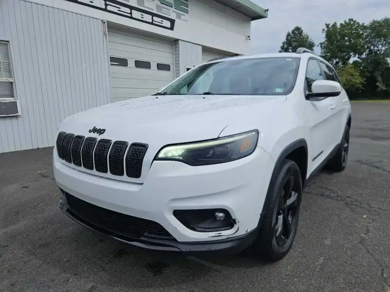 2019 Jeep Cherokee Altitude 4WD's photo