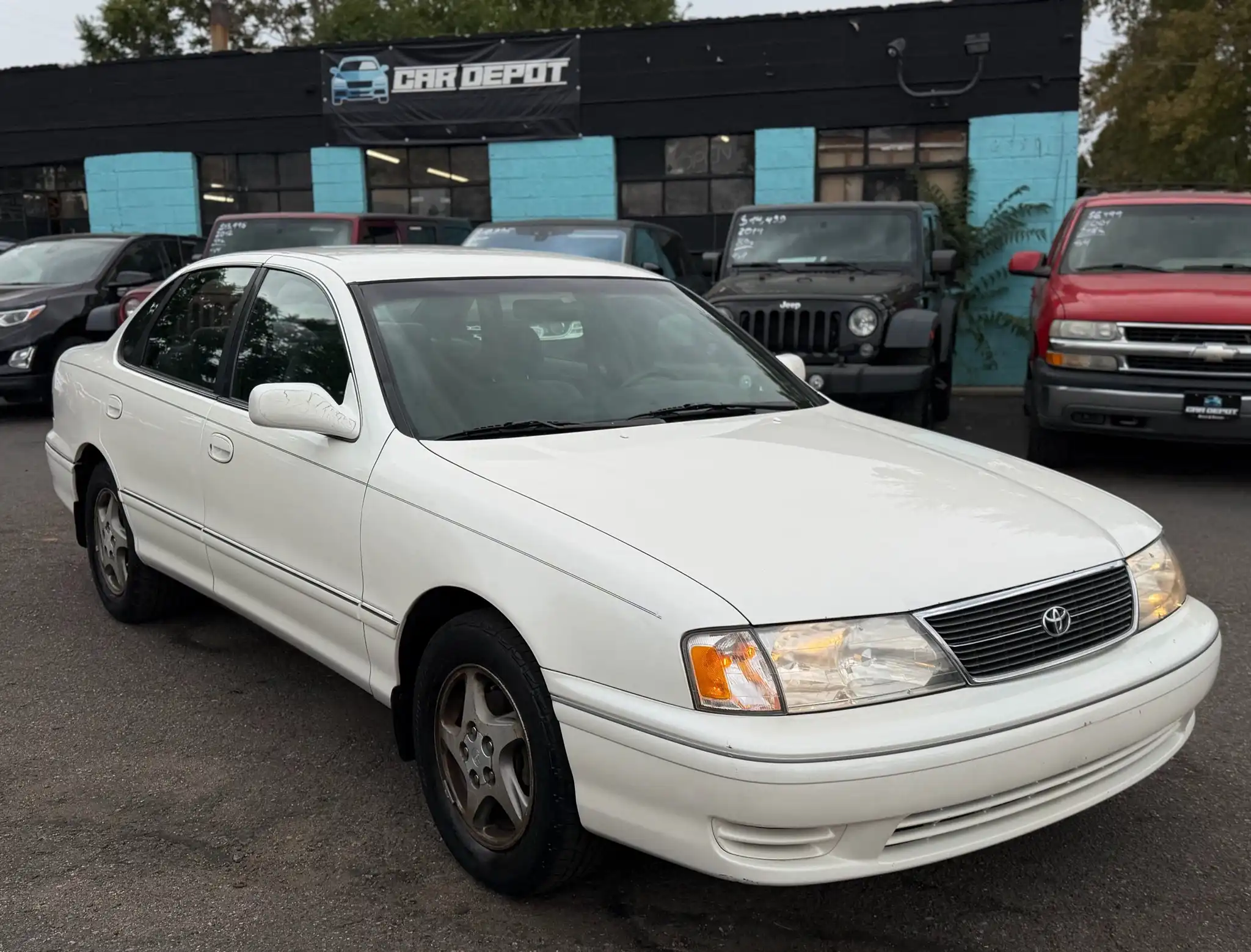 1998 Toyota Avalon XL Bucket's photo