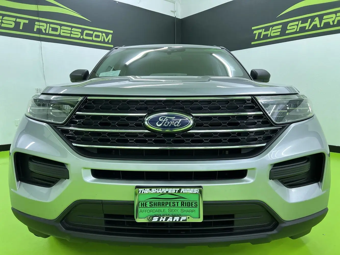 2020 Ford Explorer XLT 4WD photo 3