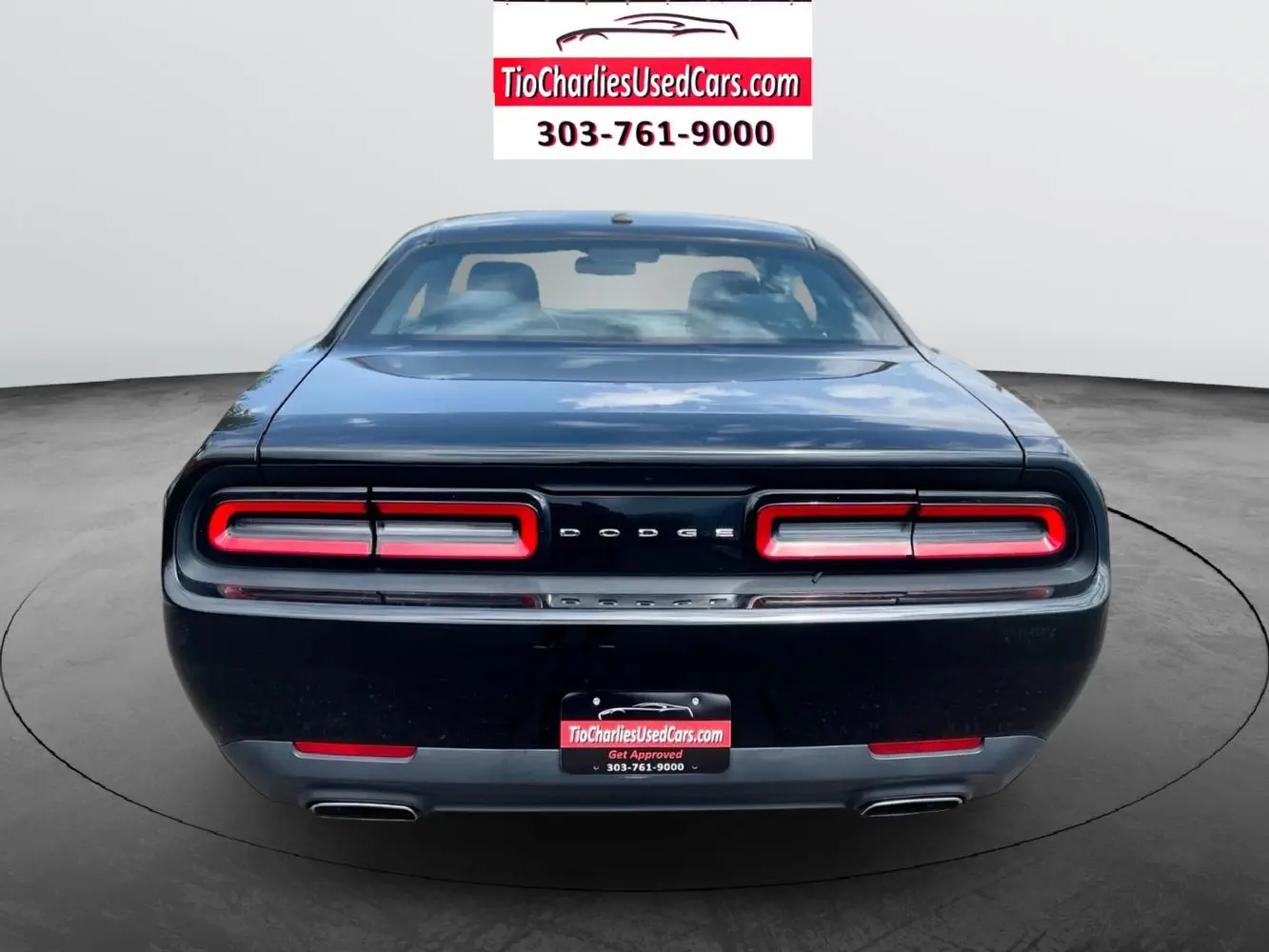 2016 Dodge Challenger SXT photo 5