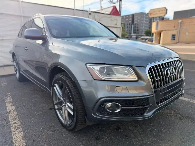 2013 Audi Q5 3.0T quattro tiptronic Premium Plus's photo