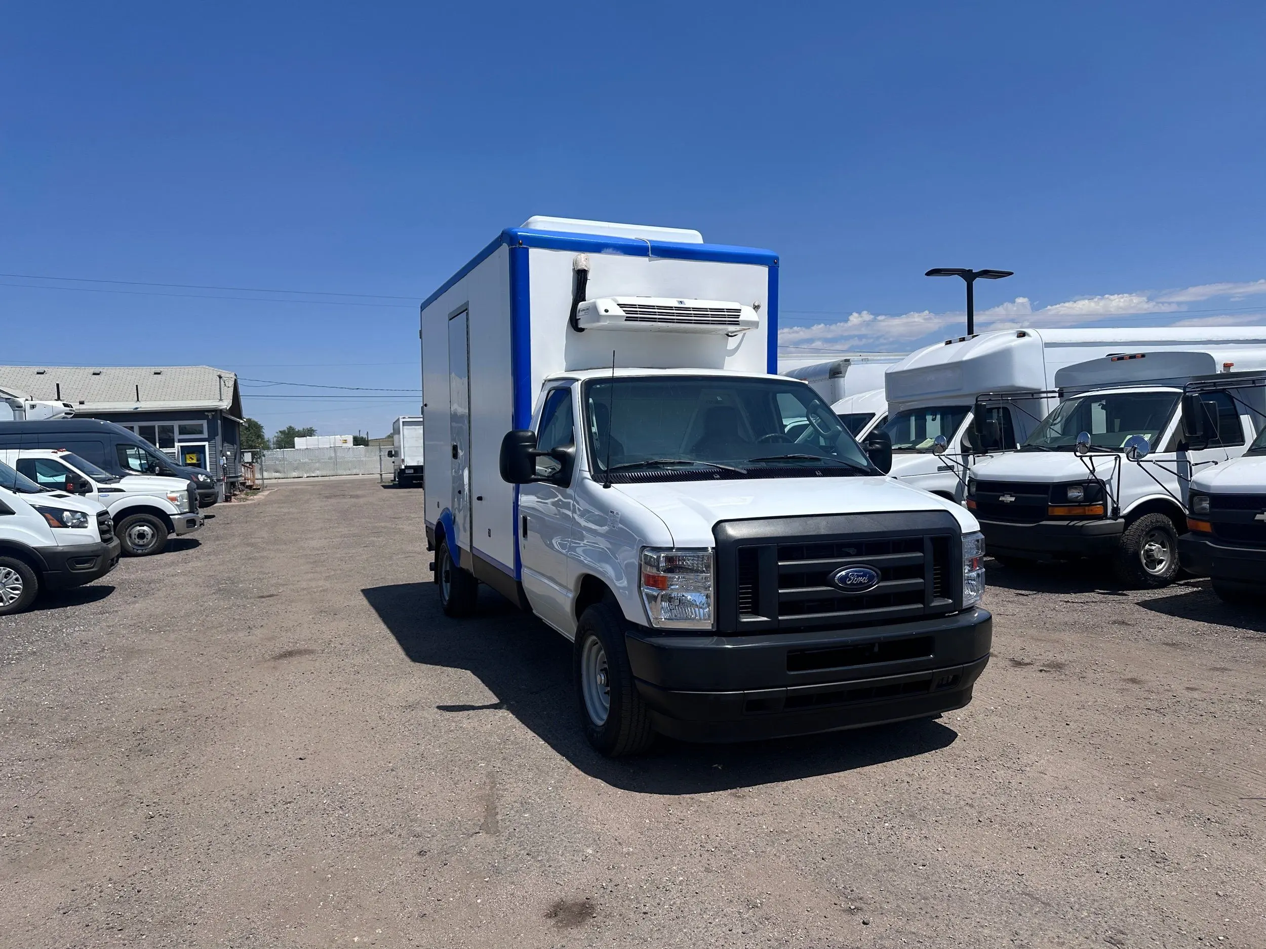 2024 Ford E-Series SRW E-350 Super Duty 158 in WB photo 3
