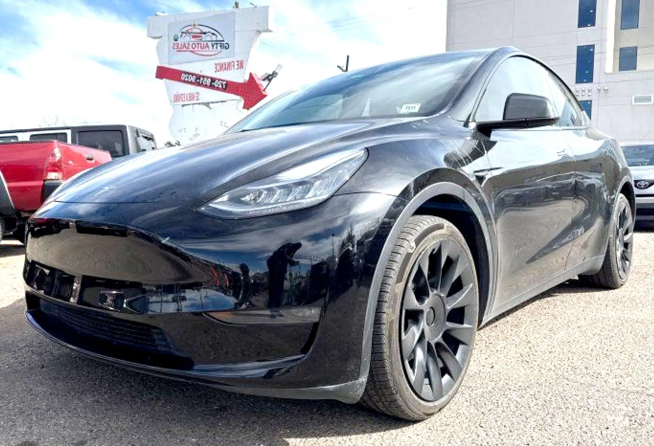 2023 Tesla Model Y Long Range Dual Motor All-Wheel Drive's photo