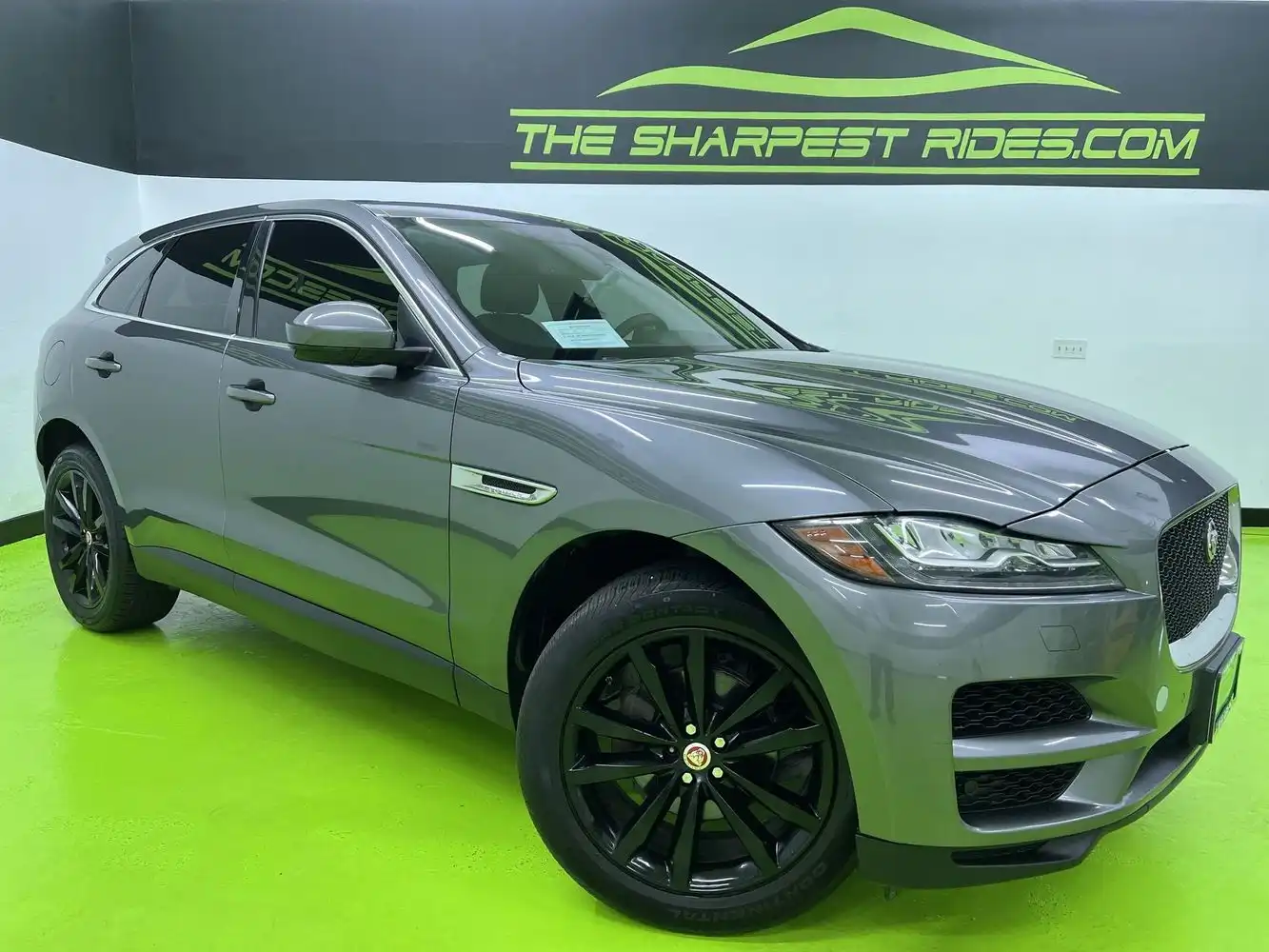 2018 Jaguar F-PACE 25t Prestige AWD's photo