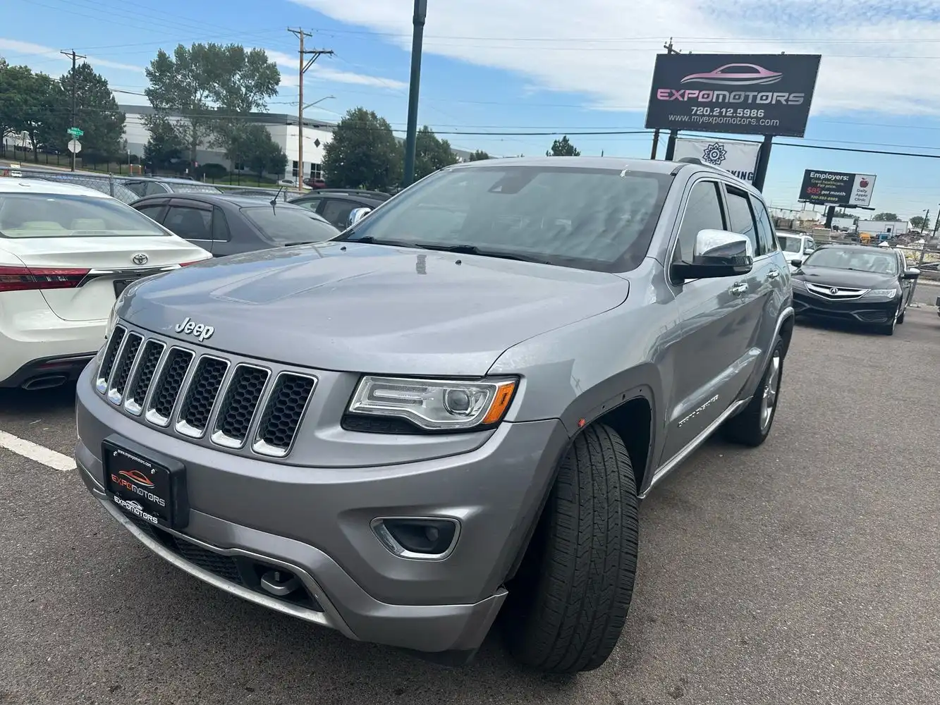 2015 Jeep Grand Cherokee Overland's photo