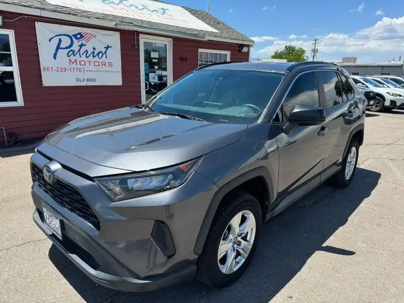 2021 Toyota RAV4 Hybrid LE AWD's photo