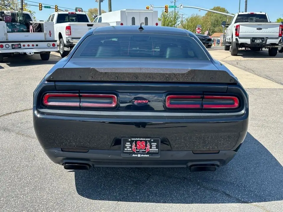 2019 Dodge Challenger R/T Scat Pack photo 4