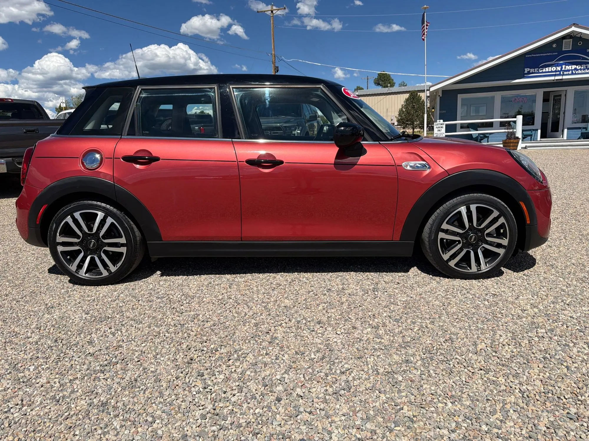 2021 MINI Hardtop Cooper S photo 3