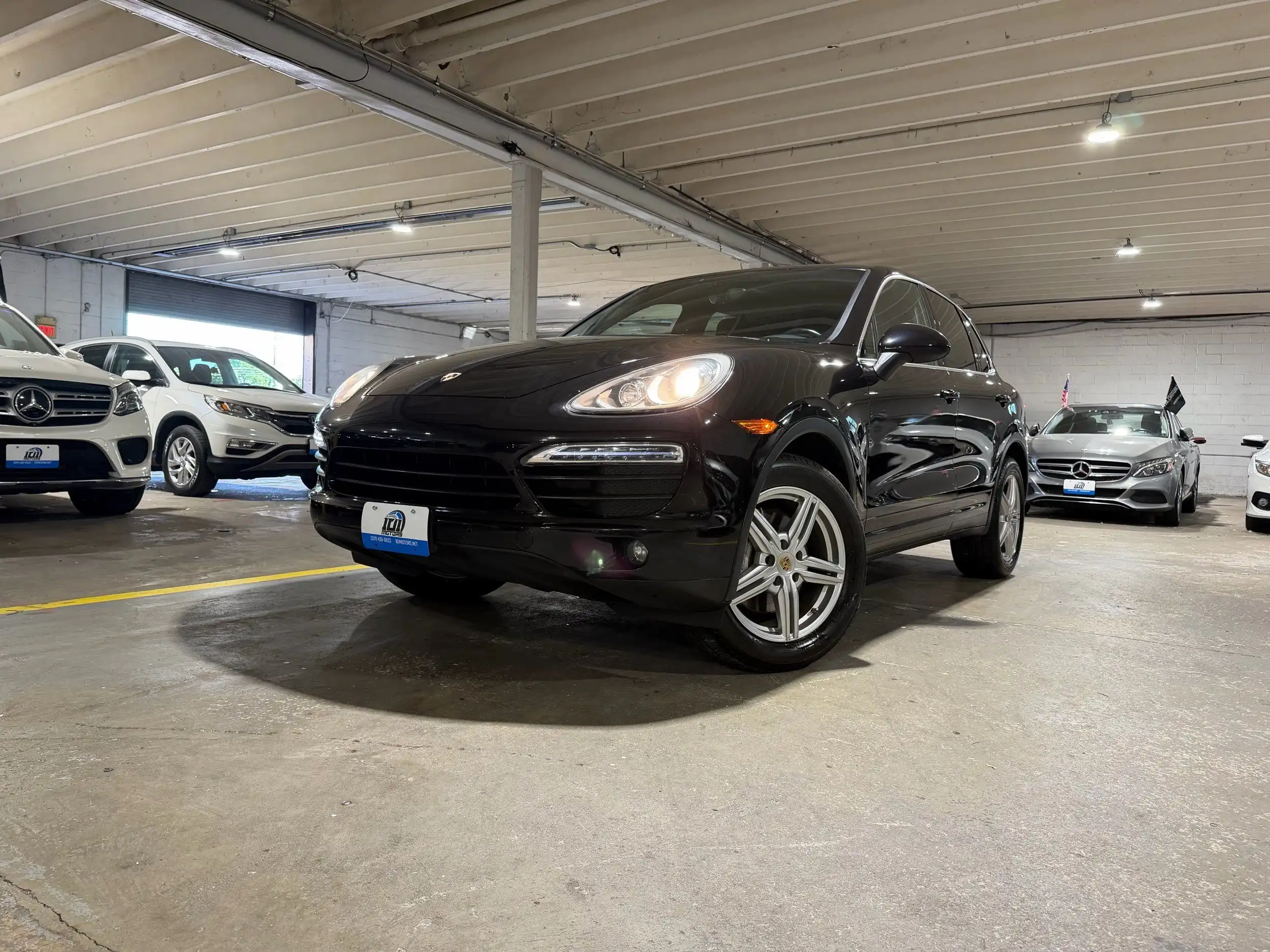 2014 Porsche Cayenne S's photo