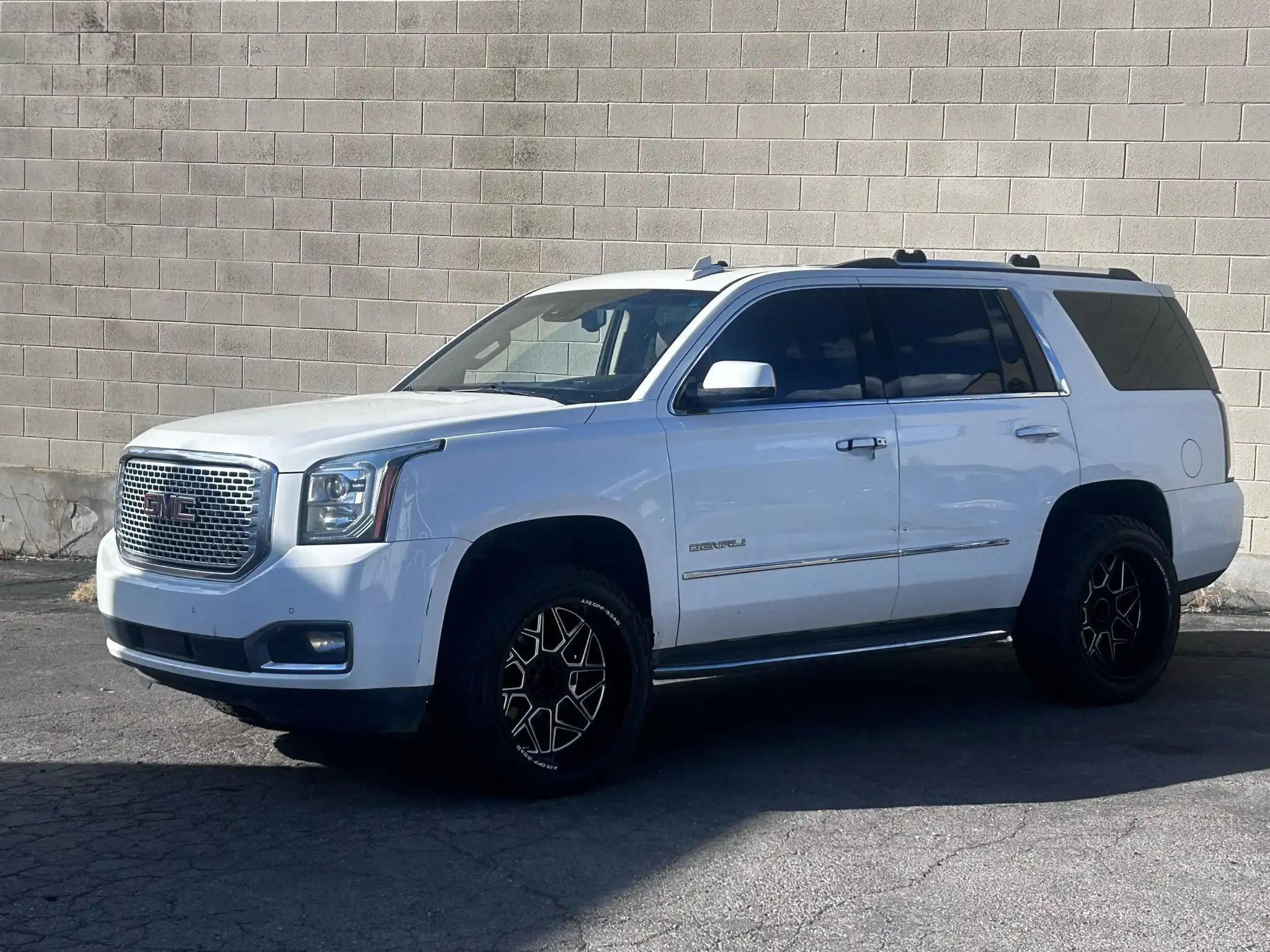 2015 GMC Yukon Denali 4WD's photo