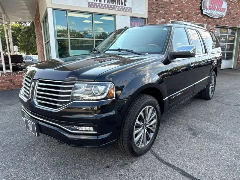 2017 Lincoln Navigator L Select 4WD's photo