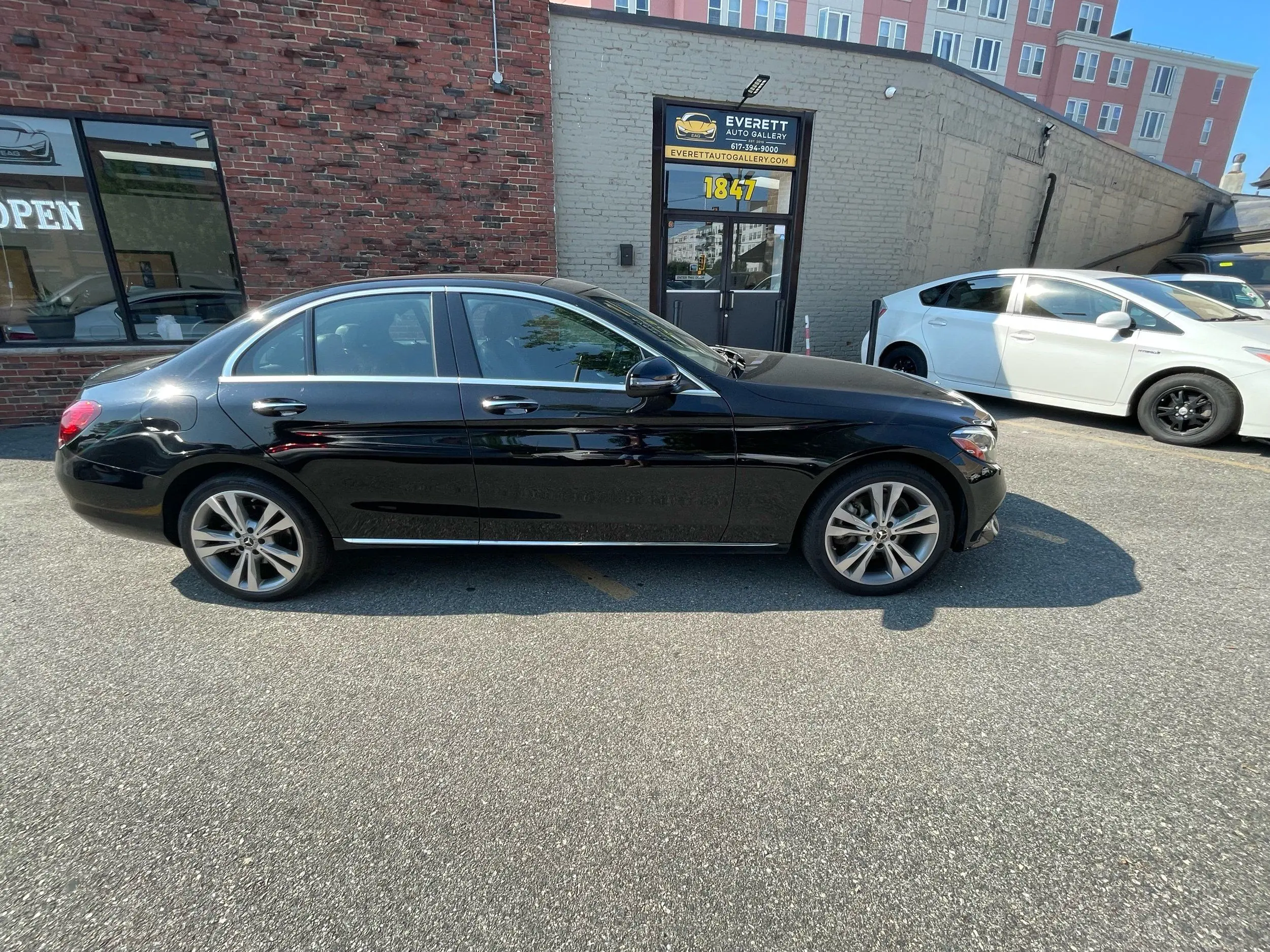 2019 Mercedes-Benz C-Class C300 4MATIC photo 3
