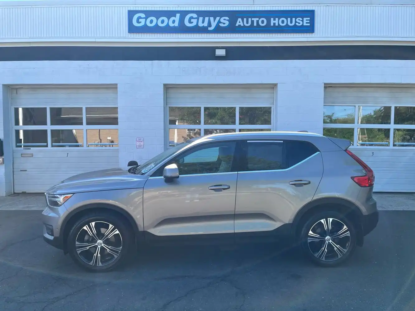 2021 Volvo XC40 T5 Inscription AWD's photo