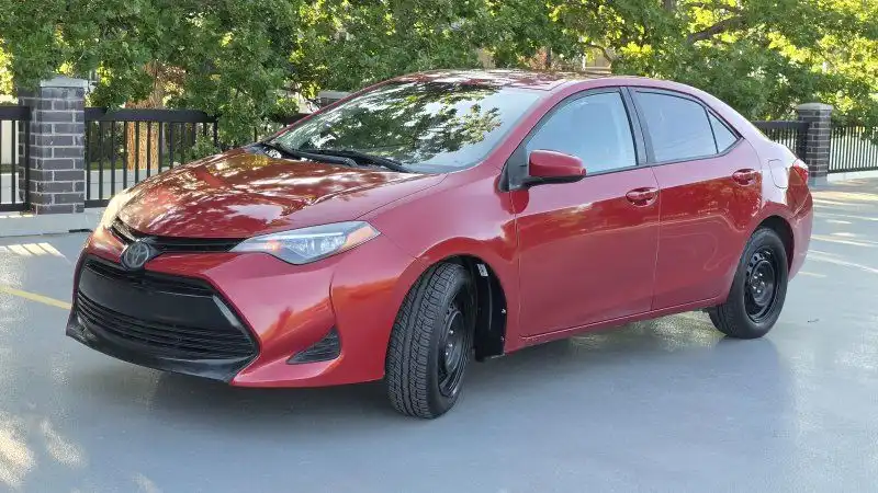 2018 Toyota Corolla LE AT's photo