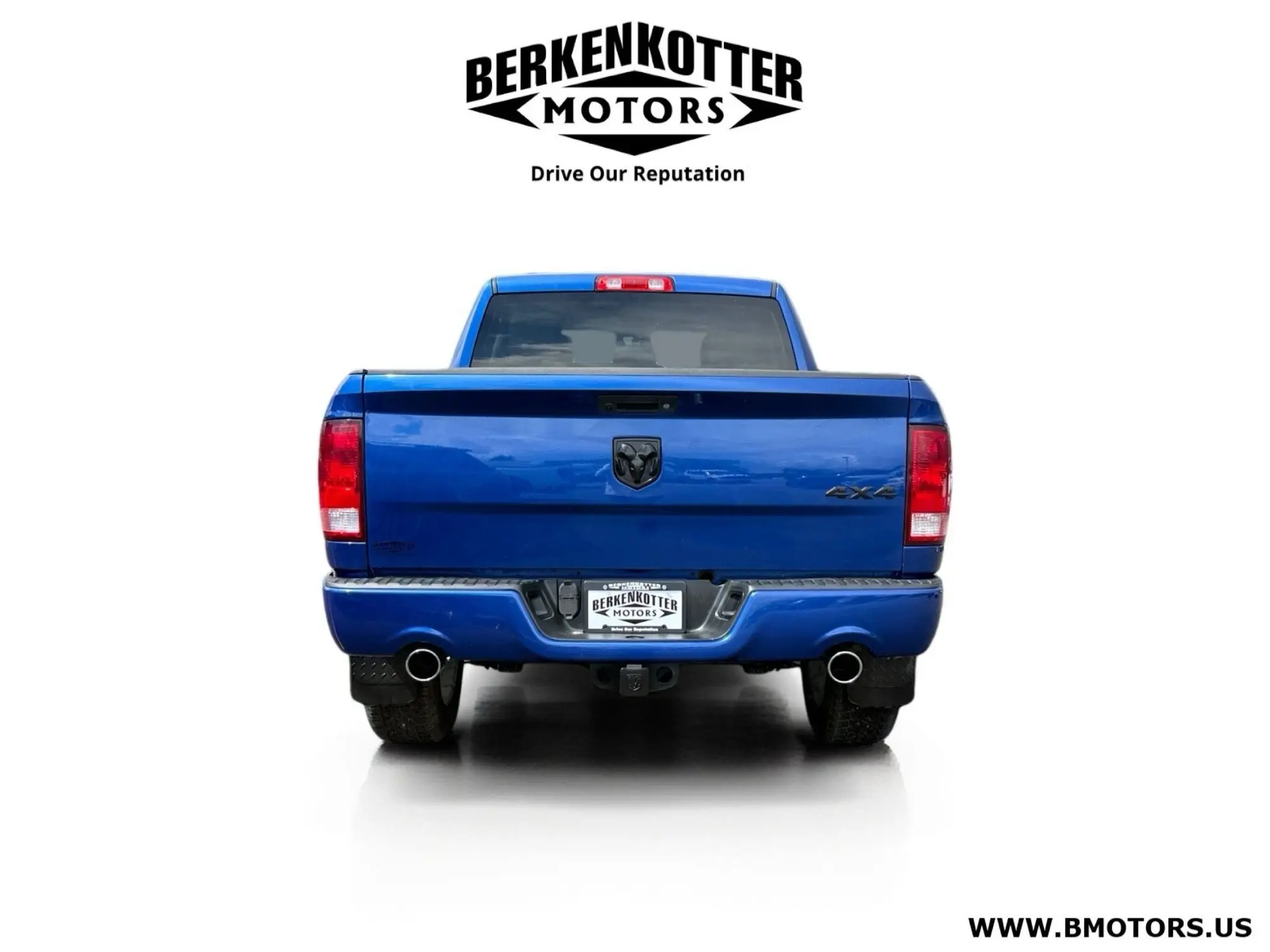 2018 RAM 1500 Express Quad Cab 4x4 6'4" Box photo 4