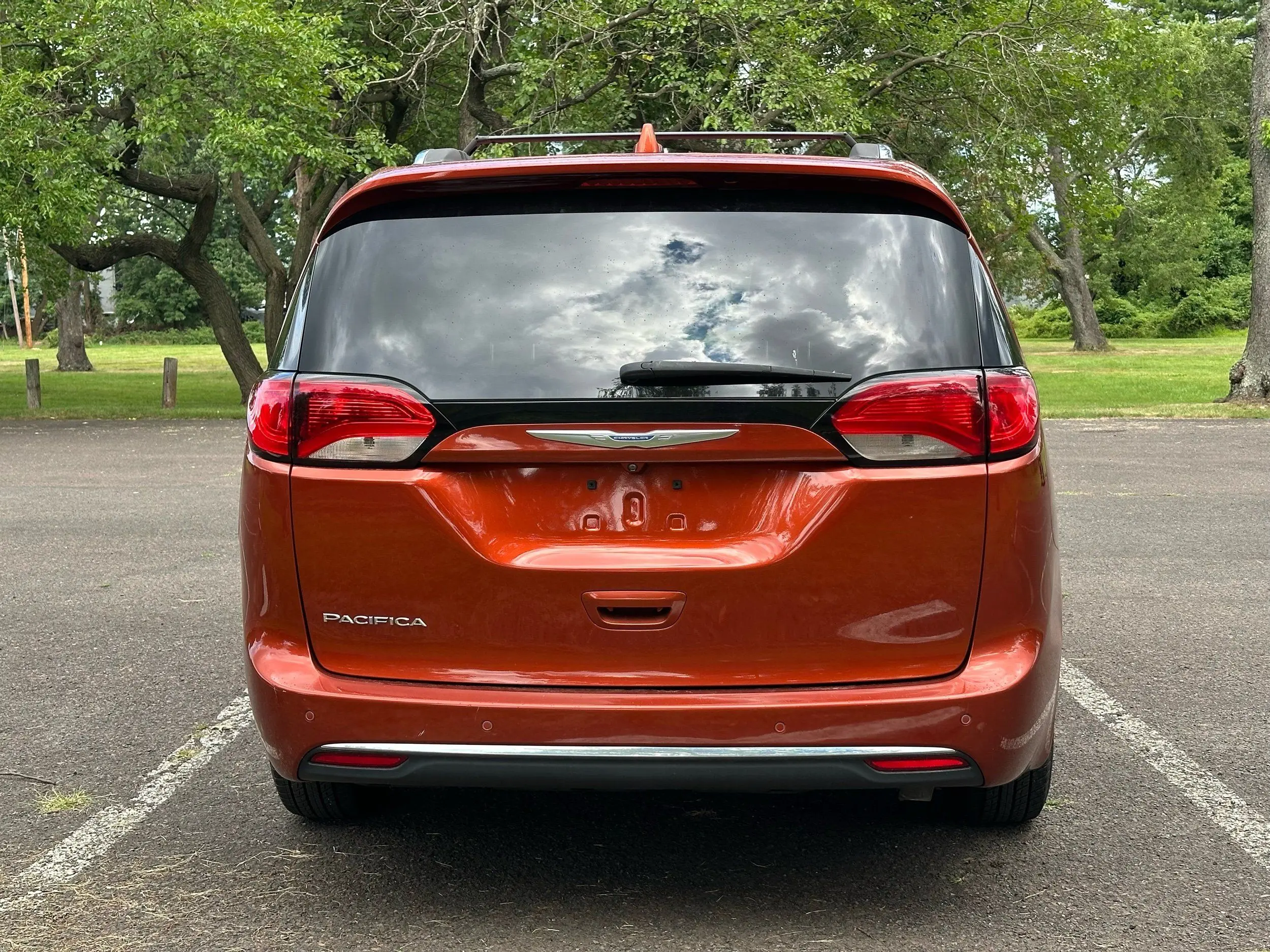 2018 Chrysler Pacifica Touring L photo 5