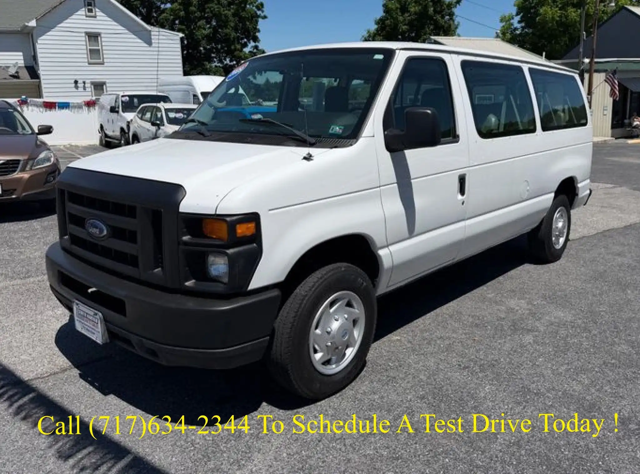 2009 Ford E-Series E-350 XLT Super Duty's photo