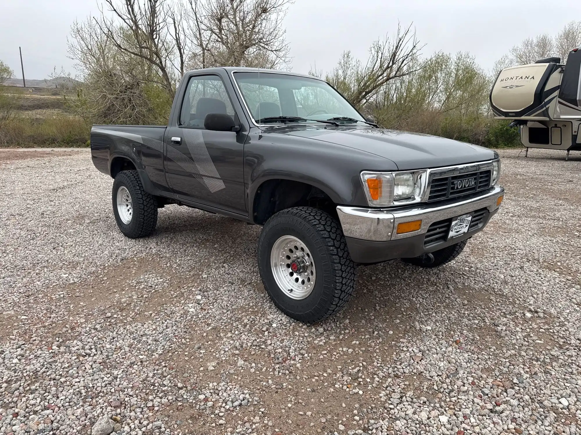 1989 Toyota Pickup's photo