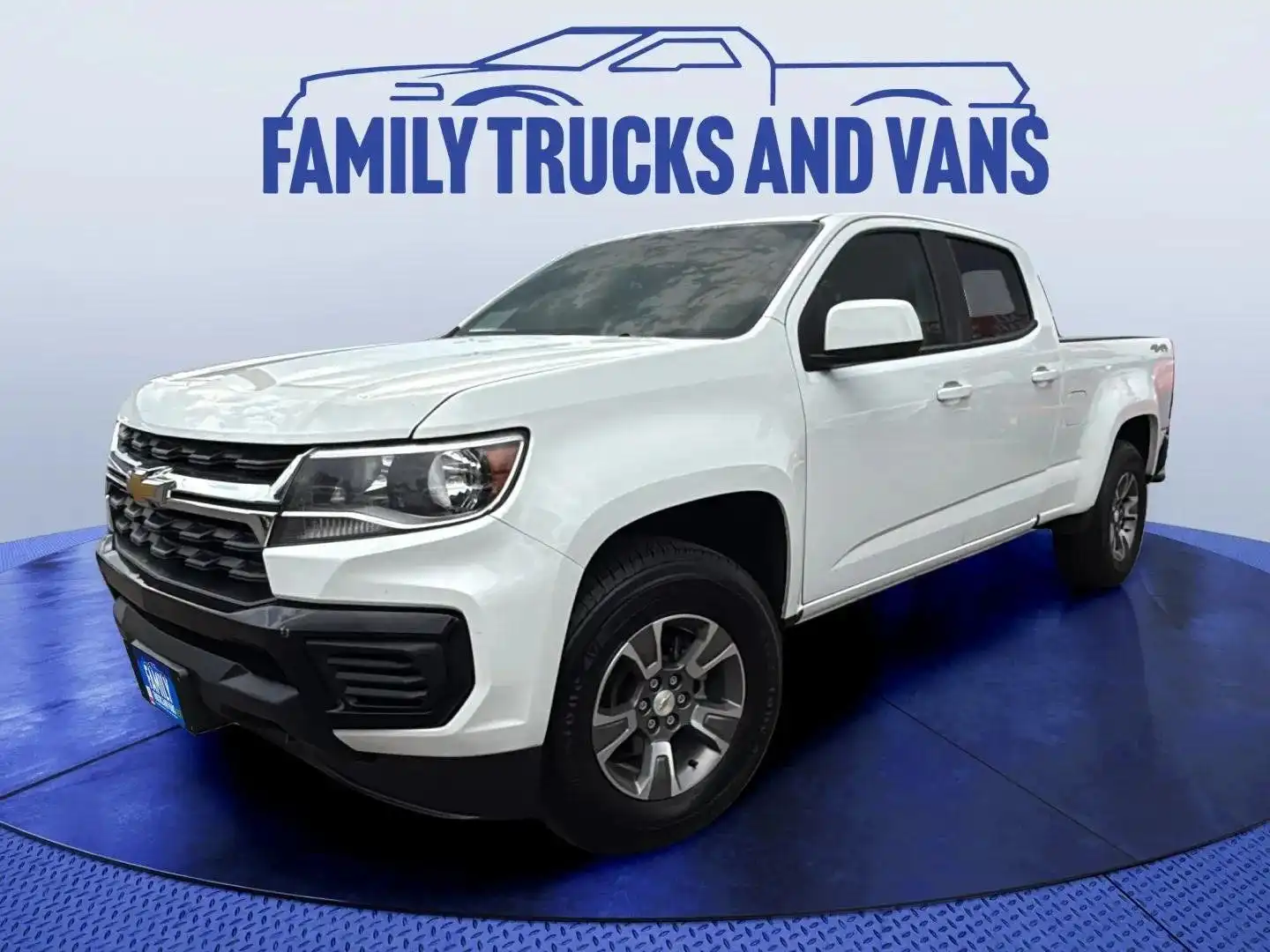 2022 Chevrolet Colorado 4WD Work Truck Crew Cab Short Box's photo