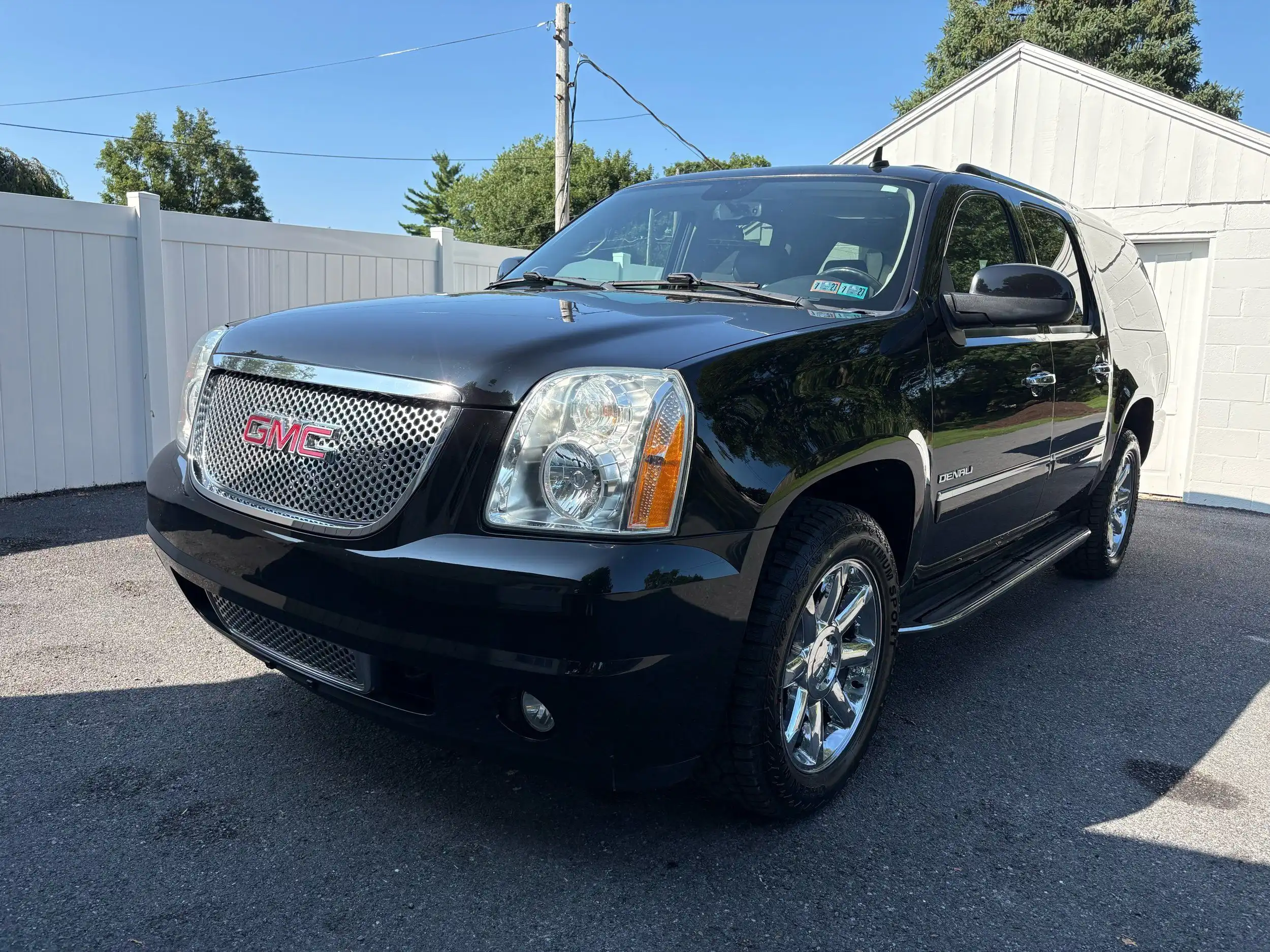 2013 GMC Yukon Denali AWD's photo