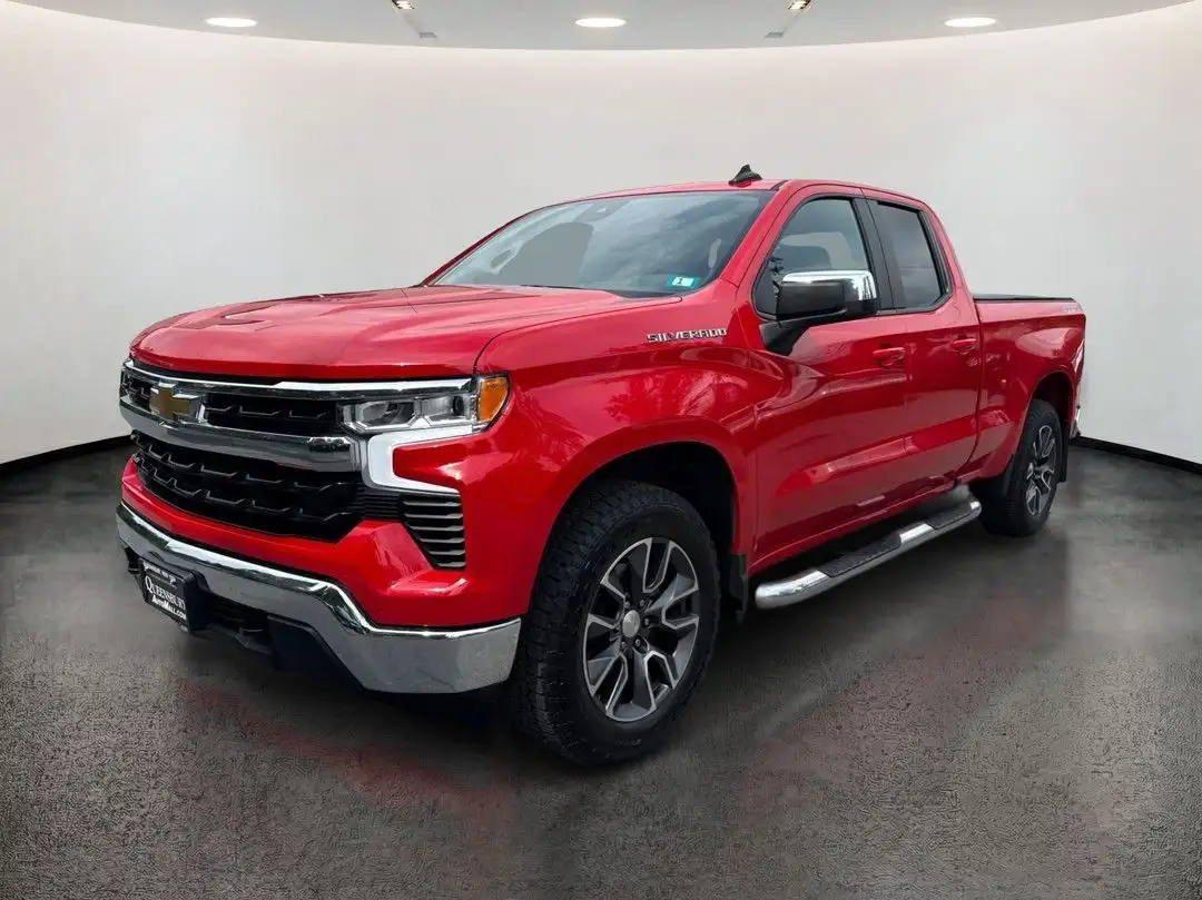 2023 Chevrolet Silverado 1500 LT 4WD Double Cab Standard Box 2FL's photo