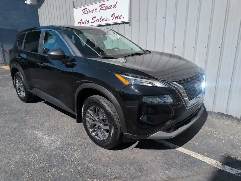 2023 Nissan Rogue S AWD's photo