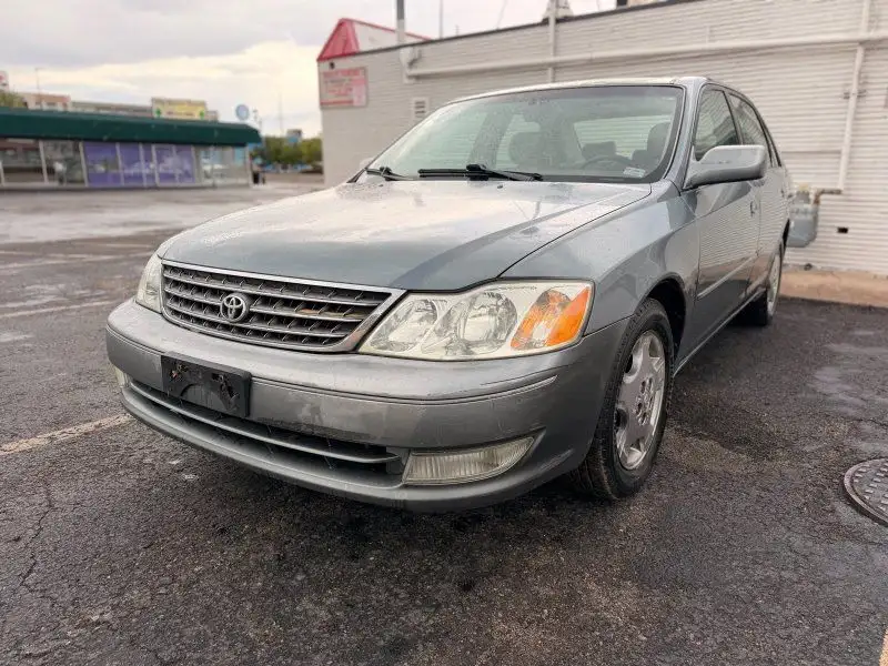 2003 Toyota Avalon XLS Bench's photo