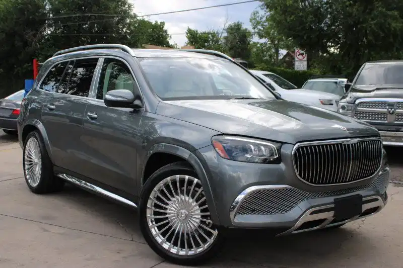 2023 Mercedes-Benz GLS Maybach GLS 600's photo