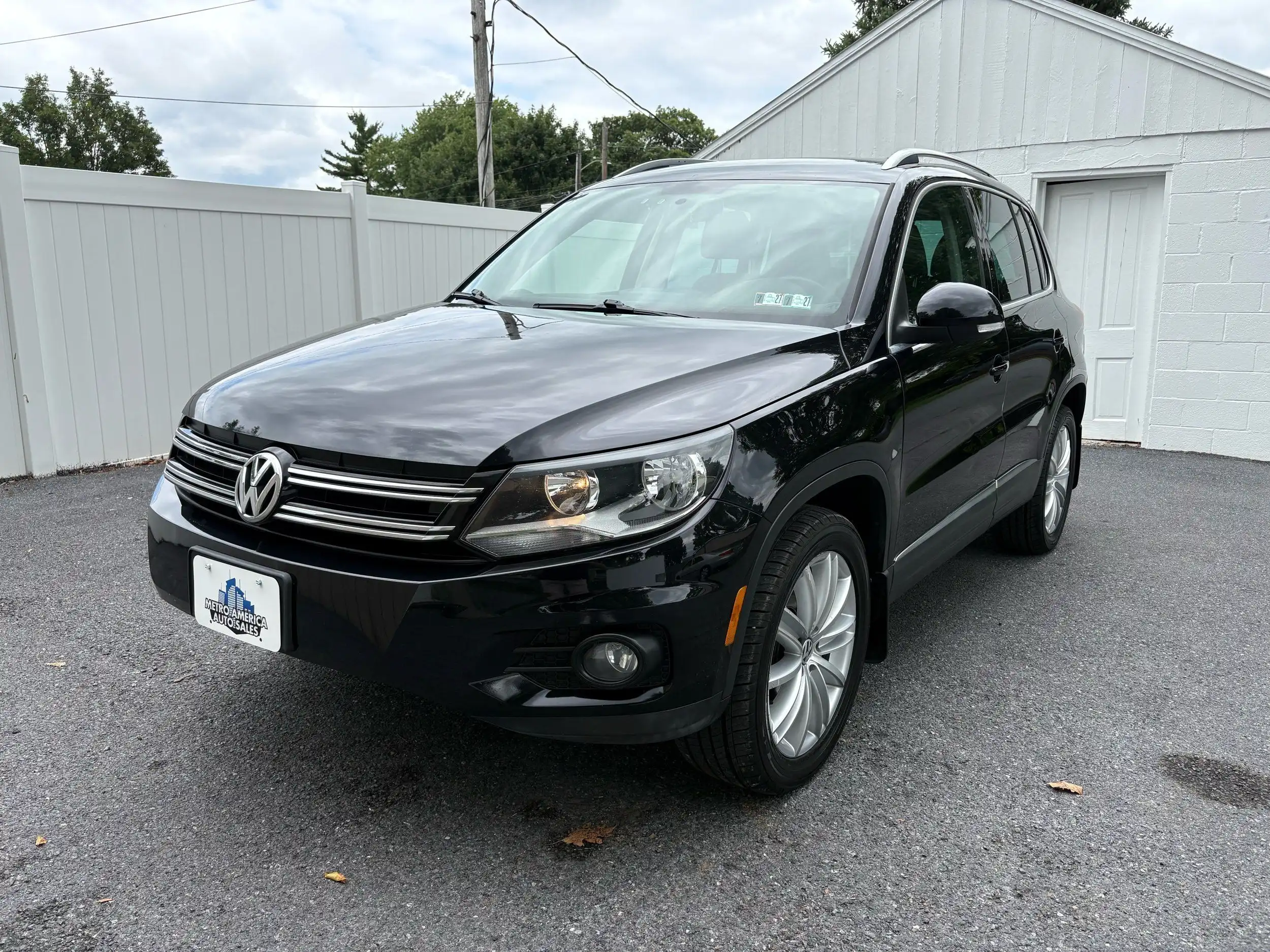 2014 Volkswagen Tiguan 2.0T SEL 4Motion's photo