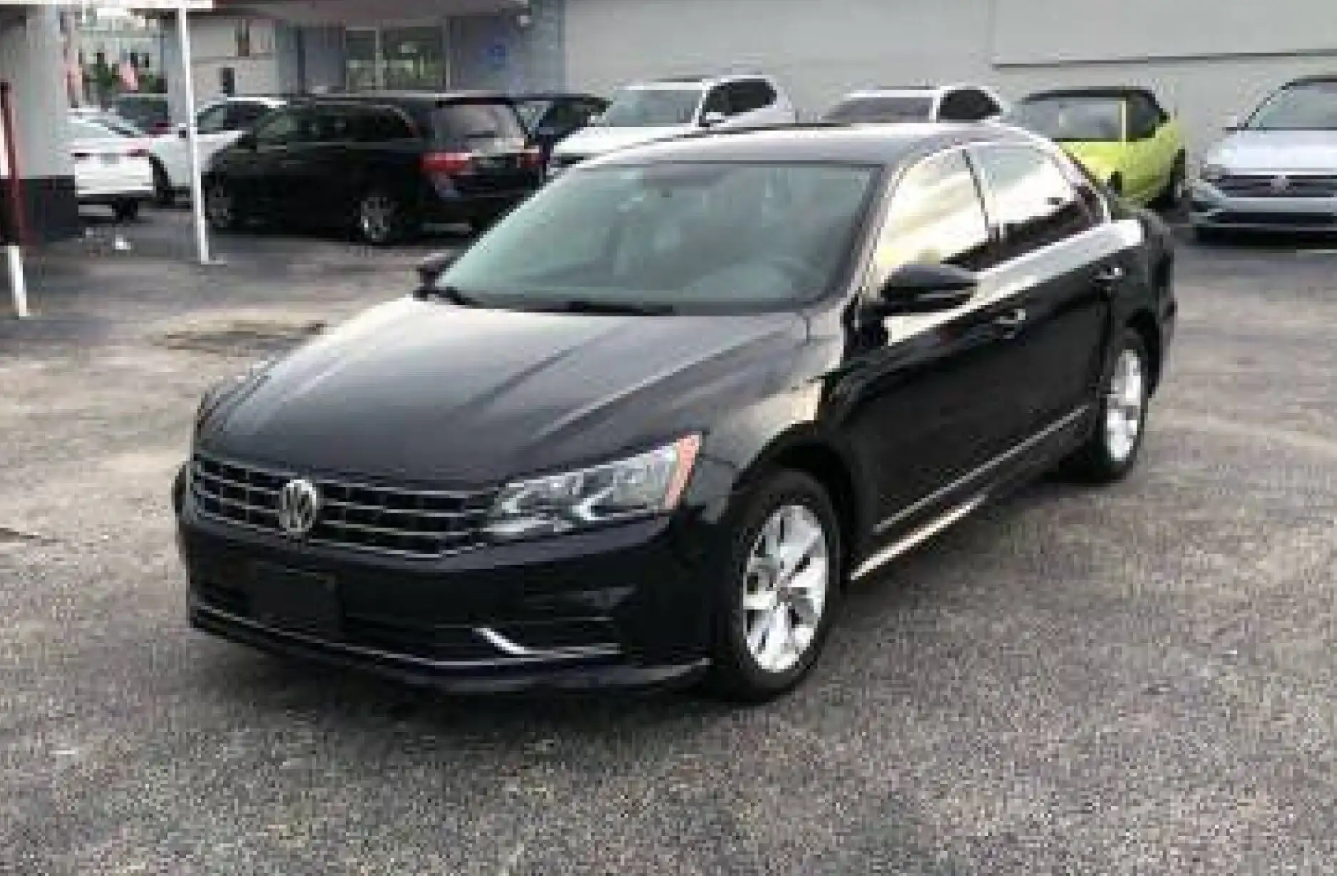 2017 Volkswagen Passat 1.8T S Auto's photo