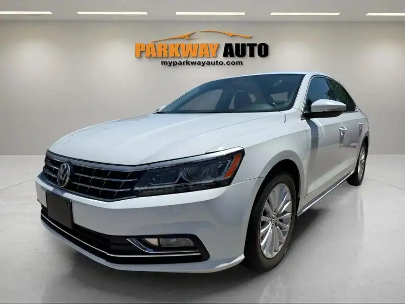 2016 Volkswagen Passat 1.8T SE Auto's photo