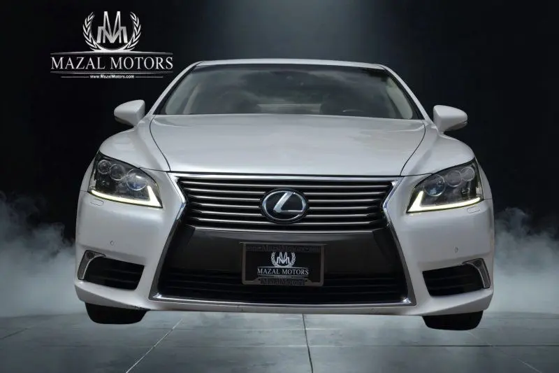 2017 Lexus LS 460 Base photo 4