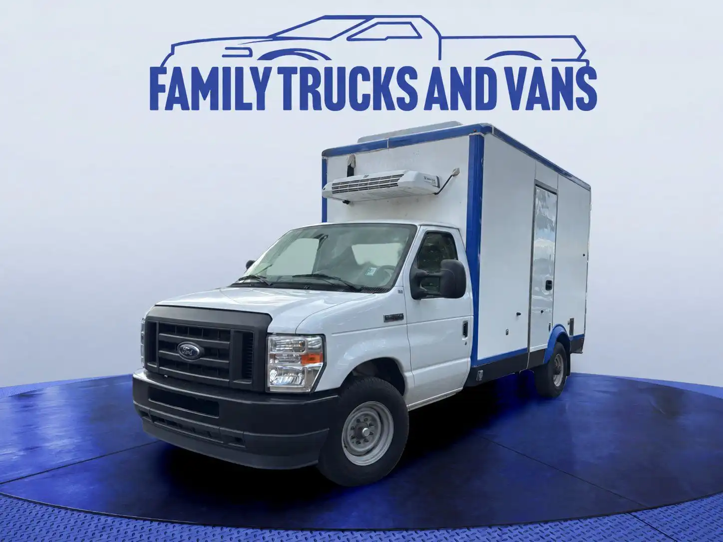 2024 Ford E-Series SRW E-350 Super Duty 158 in WB's photo