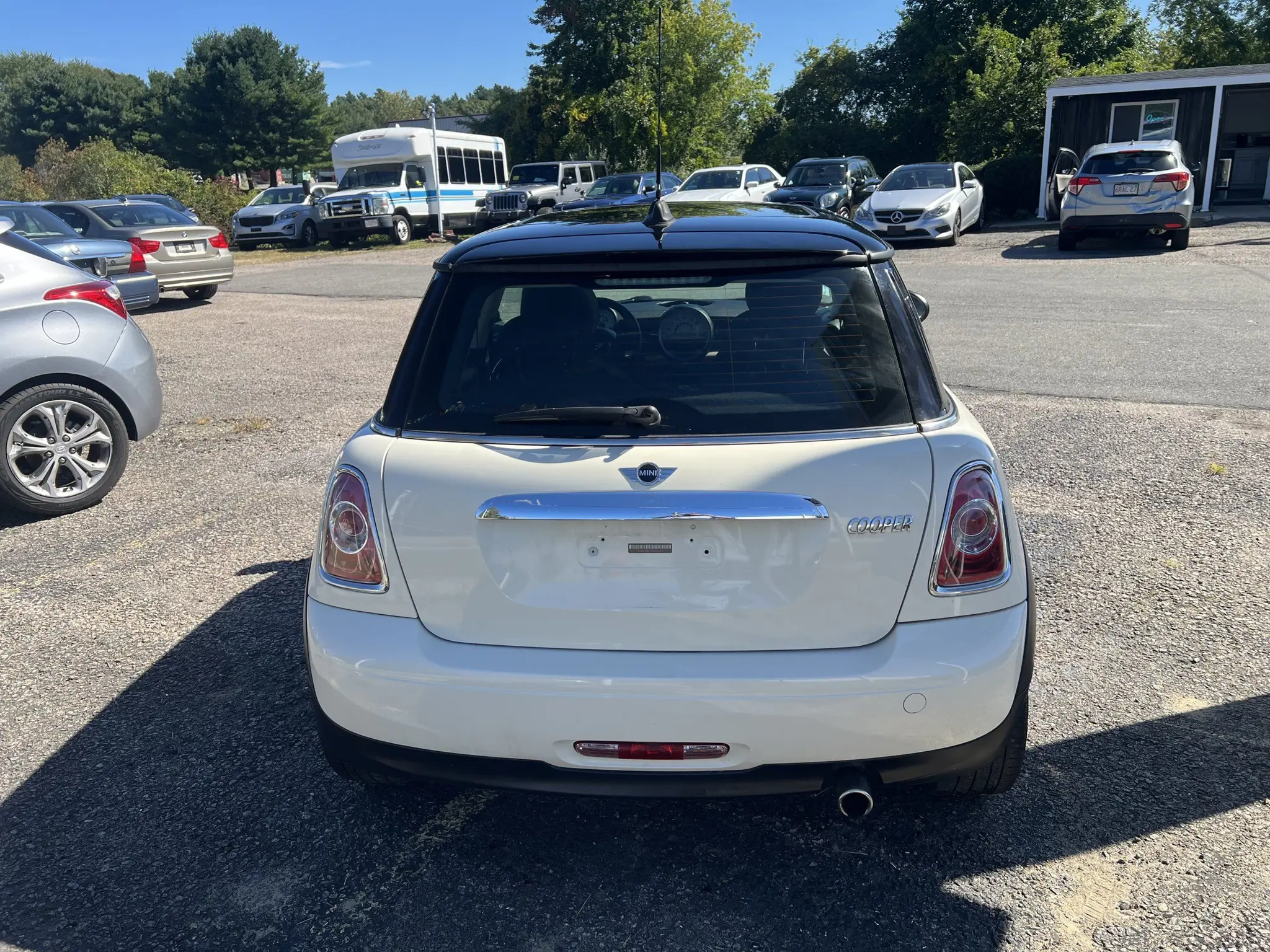 2012 MINI Cooper Base photo 4