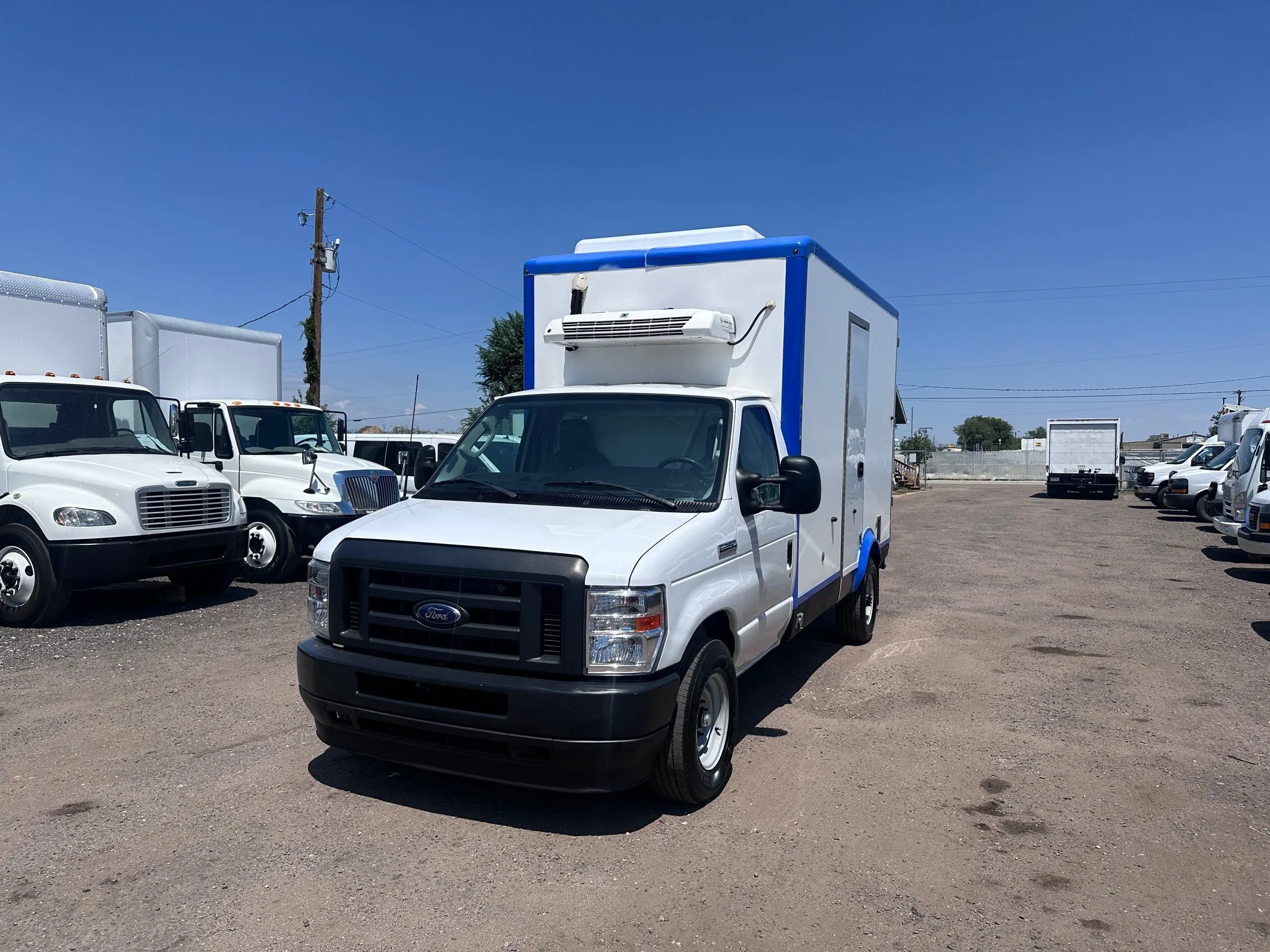 2024 Ford E-Series SRW E-350 Super Duty 158 in WB photo 5
