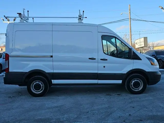 2015 Ford Transit 250 Van Med Roof Sliding Pass. 130 WB photo 3