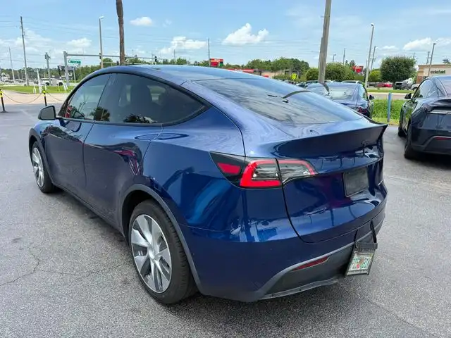 2021 Tesla Model Y Long Range Dual Motor All-Wheel Drive's photo