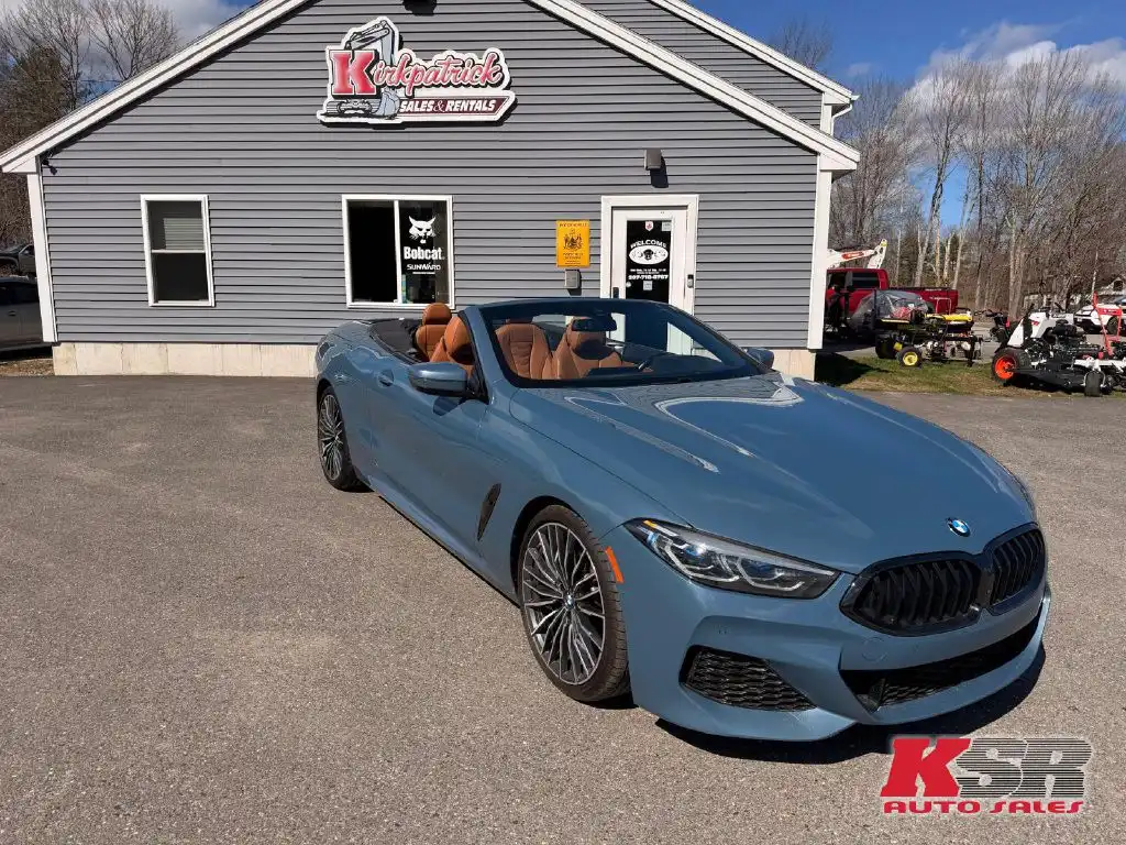 2021 BMW 8 Series 840i Convertible's photo