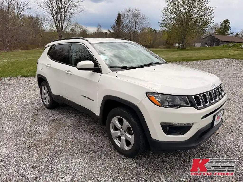 2019 Jeep Compass Latitude 4WD's photo